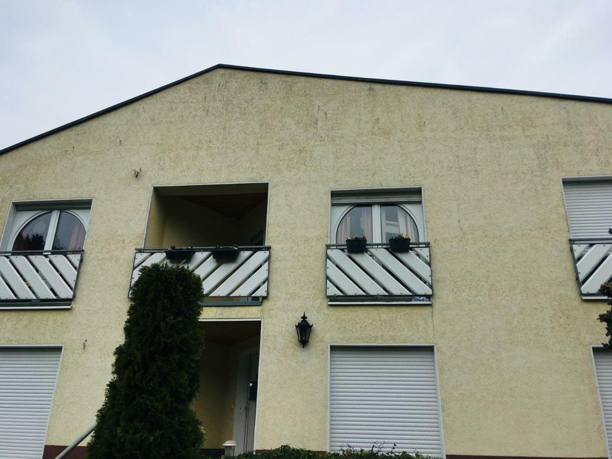 Ferienwohnung Am Nuerburgring/Wintersport Arft Acht Zewnętrze zdjęcie